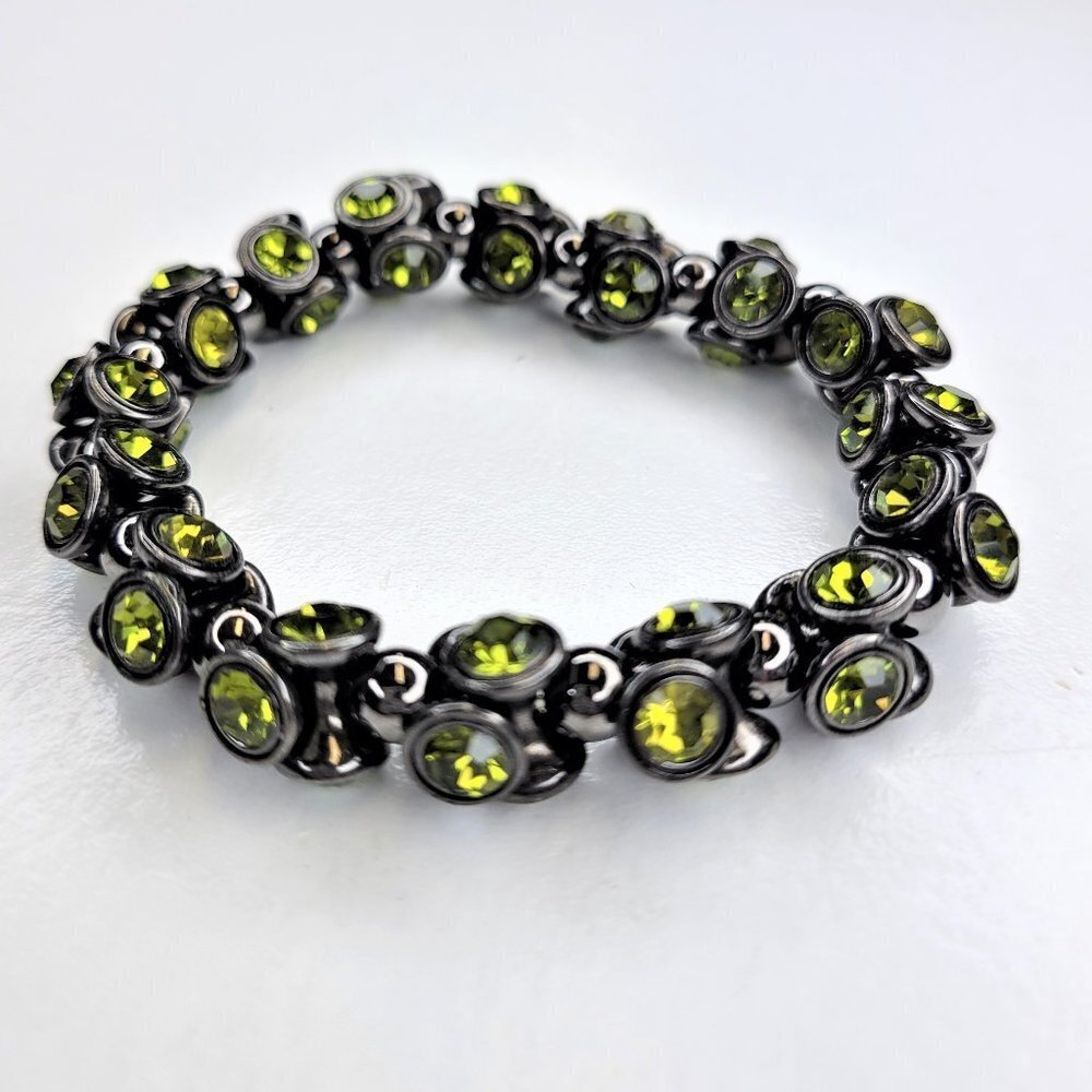 EMERALD Green Glass Bead Stretch Bracelet